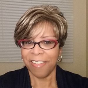 Meet your Posher, Carolyn